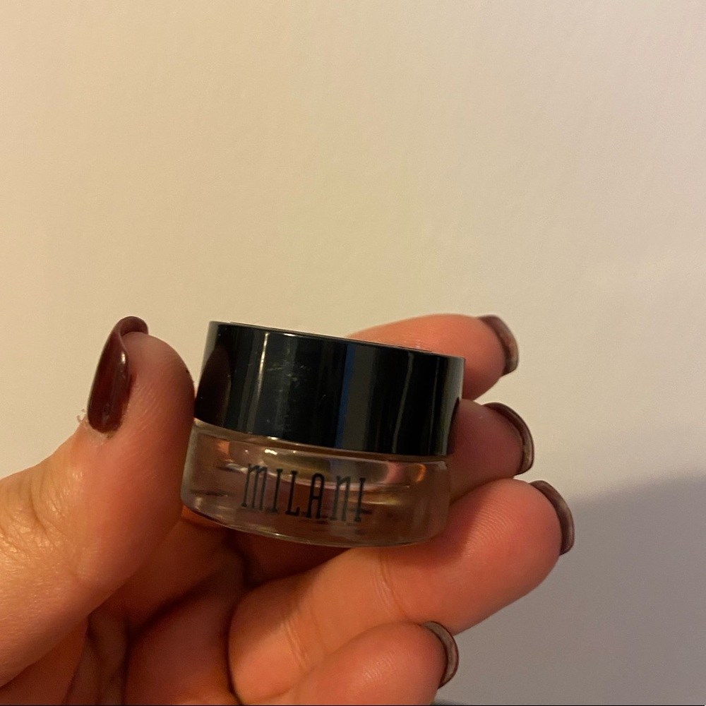 Brown Milani 04 eyebrow color